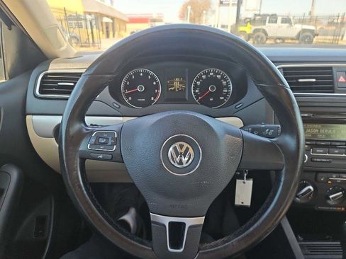 Used 2014 Volkswagen Jetta SE image 15