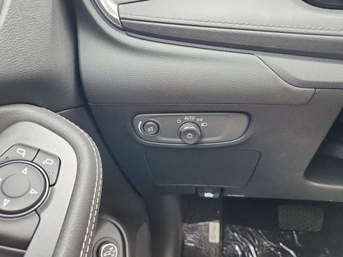 New 2026 Buick Encore GX Preferred image 17