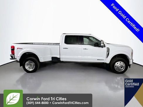 Used 2025 Ford F450 King Ranch w/ Chrome Package image 18