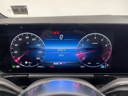 Used 2026 Mercedes-Benz GLA 250 4MATIC image 32