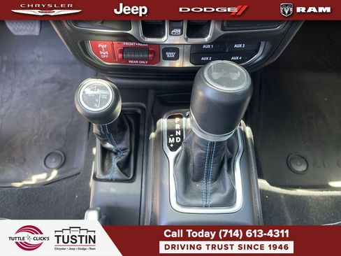 Used 2023 Jeep Wrangler Unlimited Rubicon 4xe w/ Steel Bumper Group AWD/4WD image 20