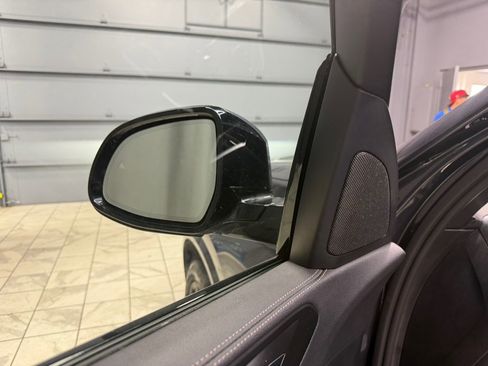 Used 2022 BMW X5 xDrive40i w/ M Sport Package AWD/4WD image 8