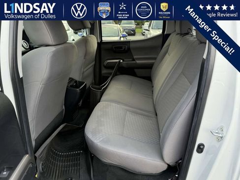 Used 2023 Toyota Tacoma SR5 w/ Technology Package image 13