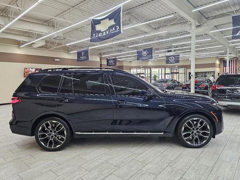 Used 2024 BMW X7 xDrive40i w/ Executive Package AWD/4WD image 5