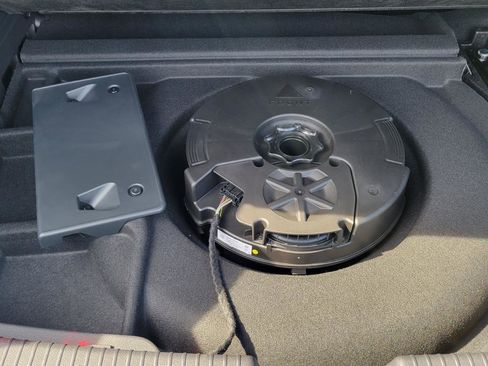 Certified 2025 Volkswagen Atlas Cross Sport SEL Premium R-Line image 51