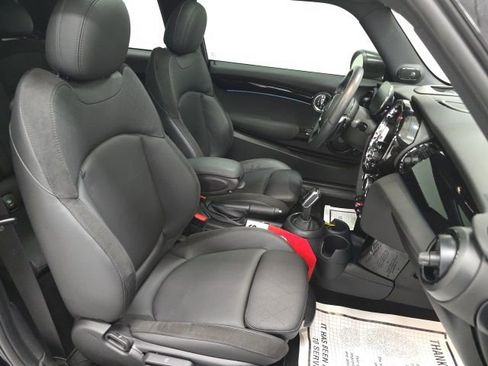 Used 2024 MINI Cooper S image 25