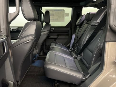 New 2025 Ford Bronco Outer Banks image 31