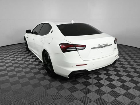 Used 2023 Maserati Ghibli Modena RWD image 4