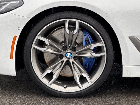 Used 2023 BMW M550i xDrive image 34