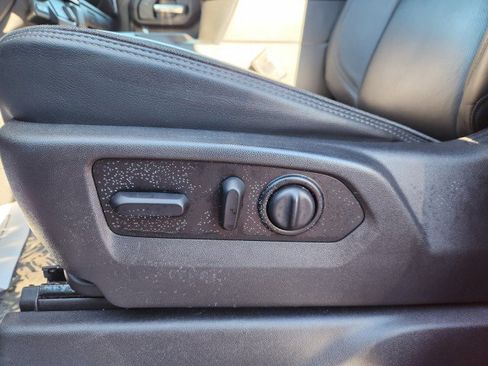 Used 2021 Chevrolet Silverado 2500 High Country image 38