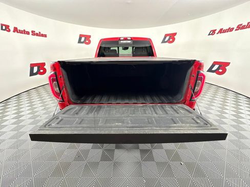 Used 2018 GMC Sierra 1500 SLT AWD/4WD image 47
