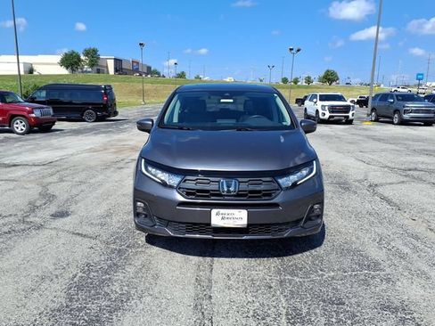 Used 2025 Honda Odyssey EX-L image 2