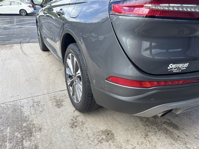 Used 2021 Lincoln Corsair Reserve w/ Equipment Group 201A AWD/4WD image 17