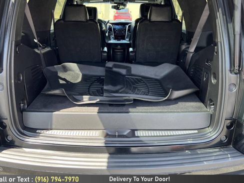 Used 2016 Cadillac Escalade Platinum AWD/4WD image 12