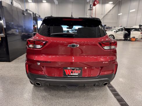 Used 2021 Chevrolet TrailBlazer RS w/ Sun and Liftgate Package image 34