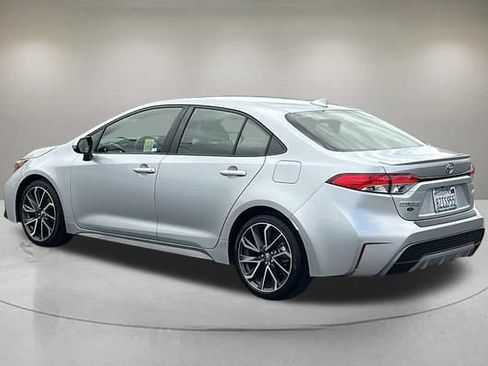 Used 2022 Toyota Corolla SE w/ Carpet Mat Package (TMS) FWD image 4