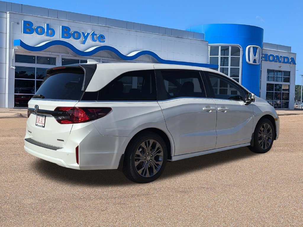 New 2027 Honda Odyssey Touring image 4