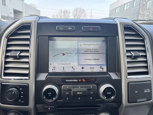 Used 2016 Ford F150 Lariat w/ Equipment Group 502A Luxury image 25