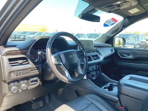 Used 2021 Chevrolet Tahoe Z71 w/ Z71 Off-Road Package AWD/4WD image 10