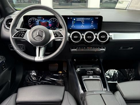 Used 2026 Mercedes-Benz GLB 250 image 39