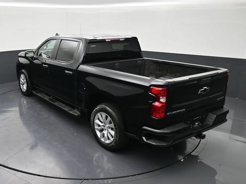 Used 2022 Chevrolet Silverado 1500 Custom RWD image 14