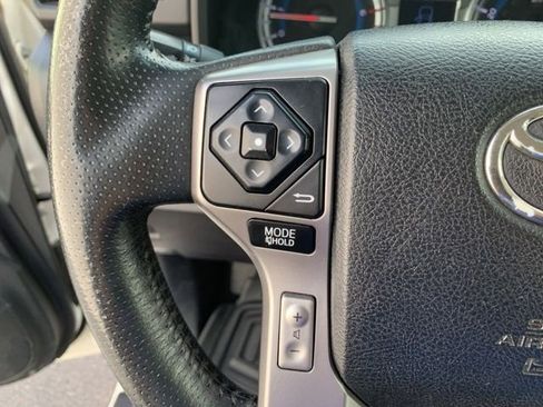 Used 2015 Toyota 4Runner SR5 image 27