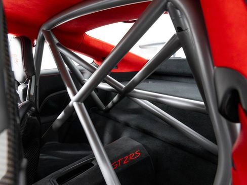 Used 2018 Porsche 911 GT2 RS image 43