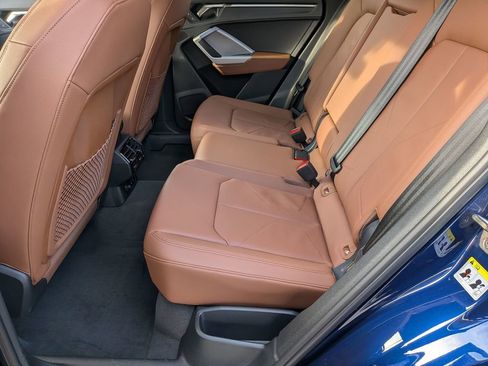 Used 2025 Audi Q3 2.0T Premium w/ Convenience Package image 29