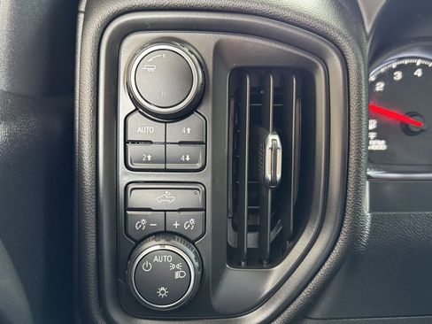 Used 2022 Chevrolet Silverado 1500 Custom Trail Boss image 5