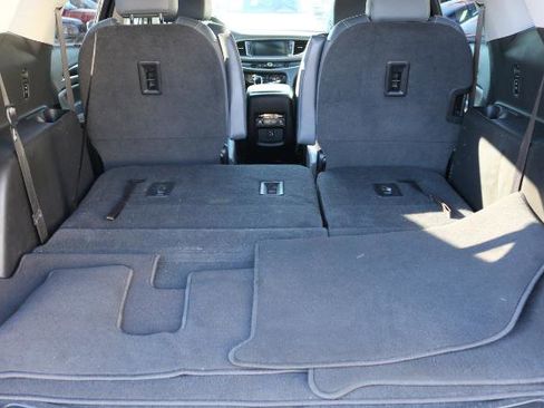 Used 2019 Buick Enclave Essence image 22