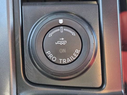 Used 2024 Ford F150 Lariat w/ FX4 Off-Road Package AWD/4WD image 28
