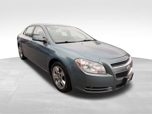 Used 2009 Chevrolet Malibu LT w/ Power Convenience Package FWD image 4