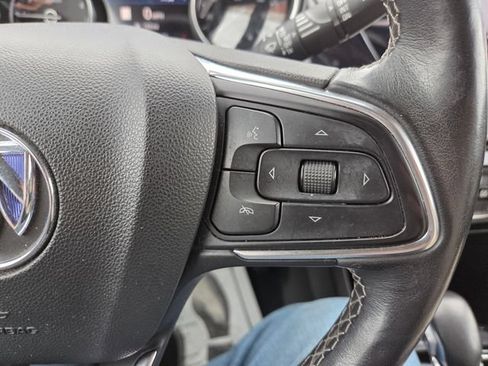 Used 2021 Buick Encore GX Essence w/ Advanced Technology Package AWD/4WD image 21