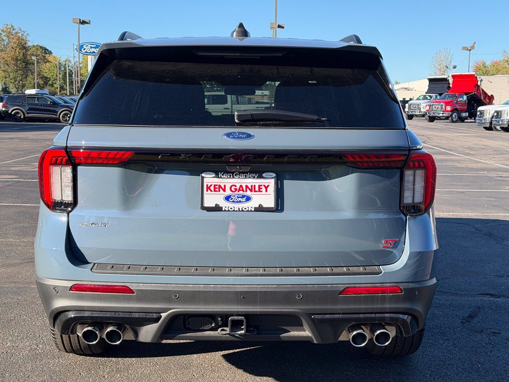New 2026 Ford Explorer ST w/ Sun And Sound Package AWD/4WD image 10