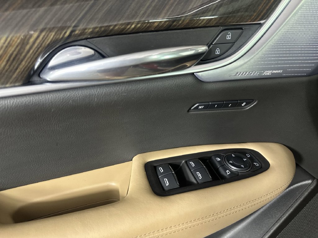 Used 2024 Cadillac XT6 Premium Luxury w/ Platinum Package AWD/4WD image 27