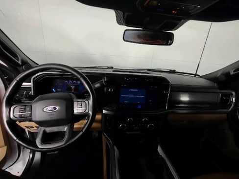 Used 2023 Ford F250 Lariat w/ Chrome Package AWD/4WD image 14
