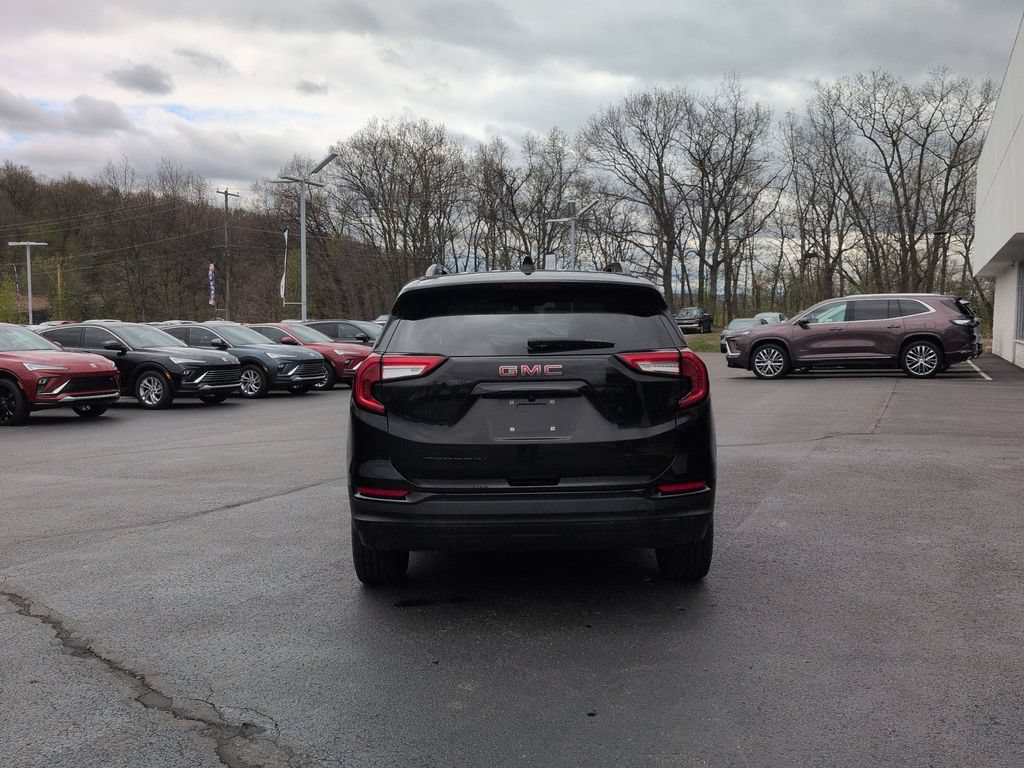 Certified 2022 GMC Terrain SLE w/ Driver Convenience Package AWD/4WD image 6