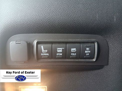 Used 2017 Ford Explorer Limited w/ Equipment Group 301A AWD/4WD image 14