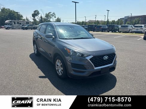Used 2021 Hyundai Tucson SE FWD image 13