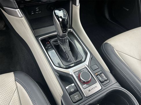 Used 2022 Subaru Forester Limited w/ Popular Package #3 image 27