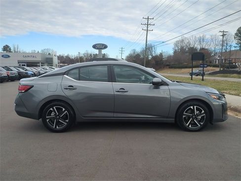Used 2024 Nissan Sentra SV image 14