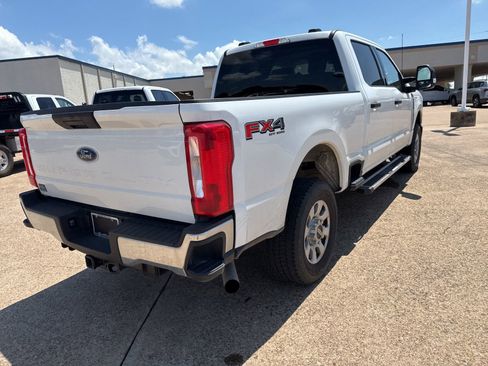 Used 2024 Ford F250 XLT w/ FX4 Off-Road Package AWD/4WD image 7