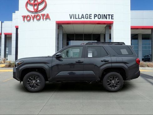 New 2025 Toyota 4Runner SR5 image 2