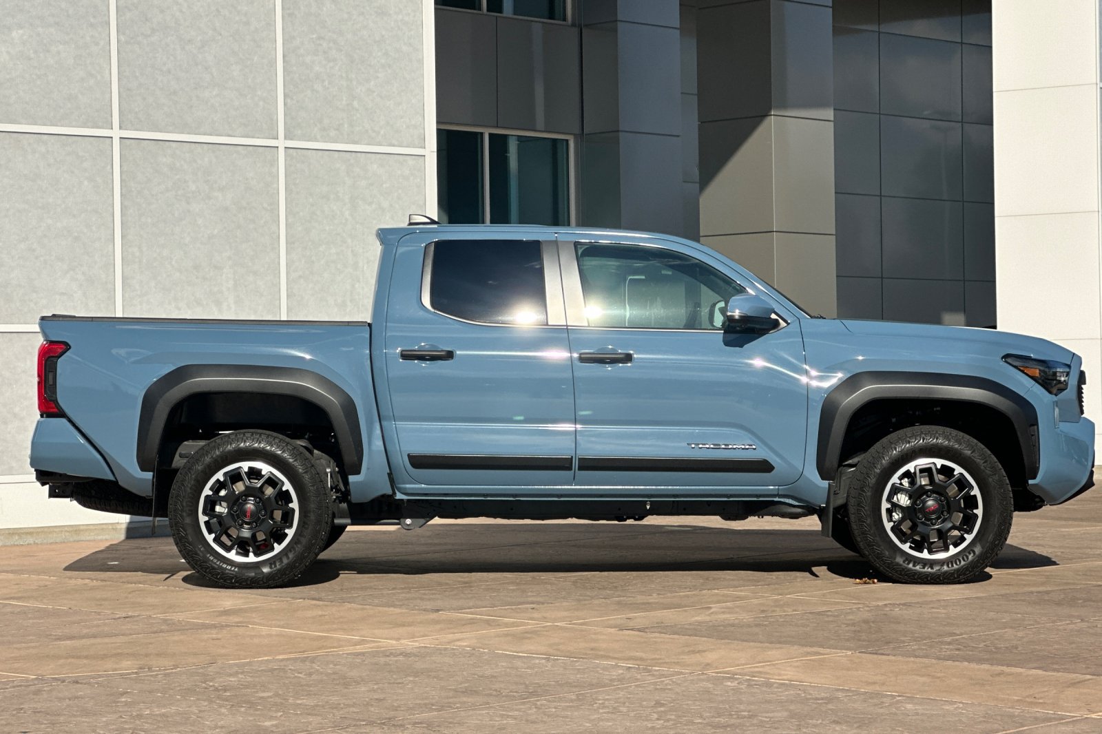 Used 2026 Toyota Tacoma TRD Off-Road w/ TRD Off Road Premium Package AWD/4WD image 3