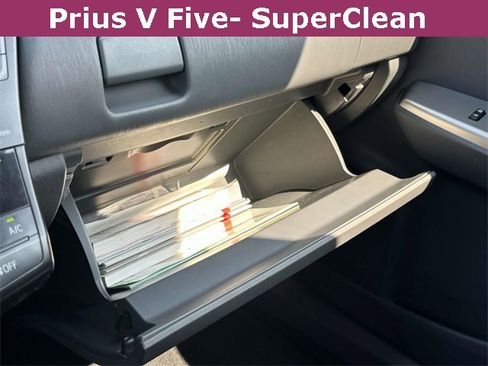 Used 2012 Toyota Prius V Five image 25