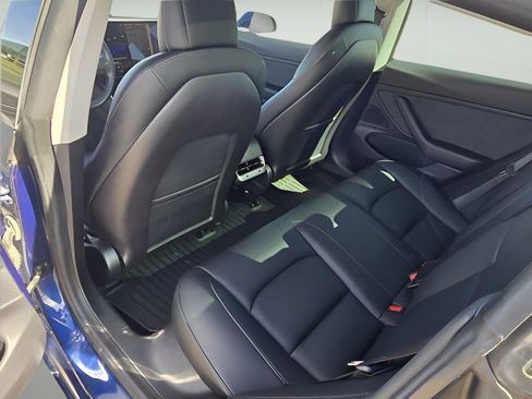 Used 2019 Tesla Model 3 Standard Range Plus image 14