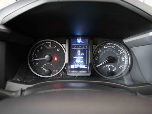 Used 2023 Toyota Tacoma TRD Off-Road w/ TRD Premium Off Road Package AWD/4WD image 16