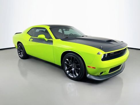 Used 2023 Dodge Challenger R/T w/ T/A Package image 21