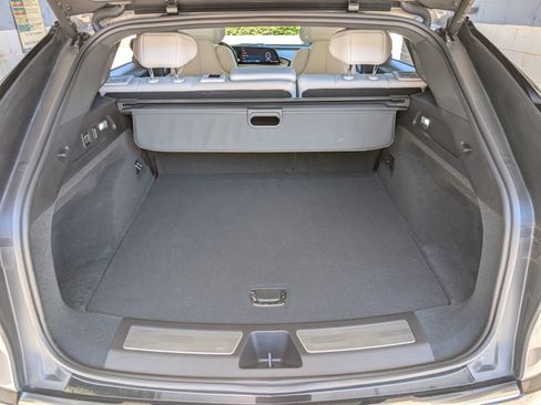 Used 2023 Cadillac Lyriq 2WD image 19