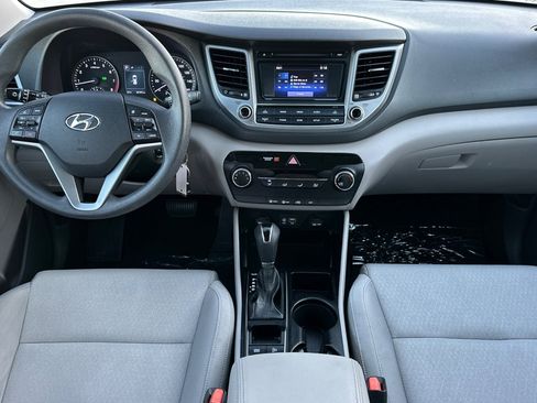 Used 2017 Hyundai Tucson SE image 12
